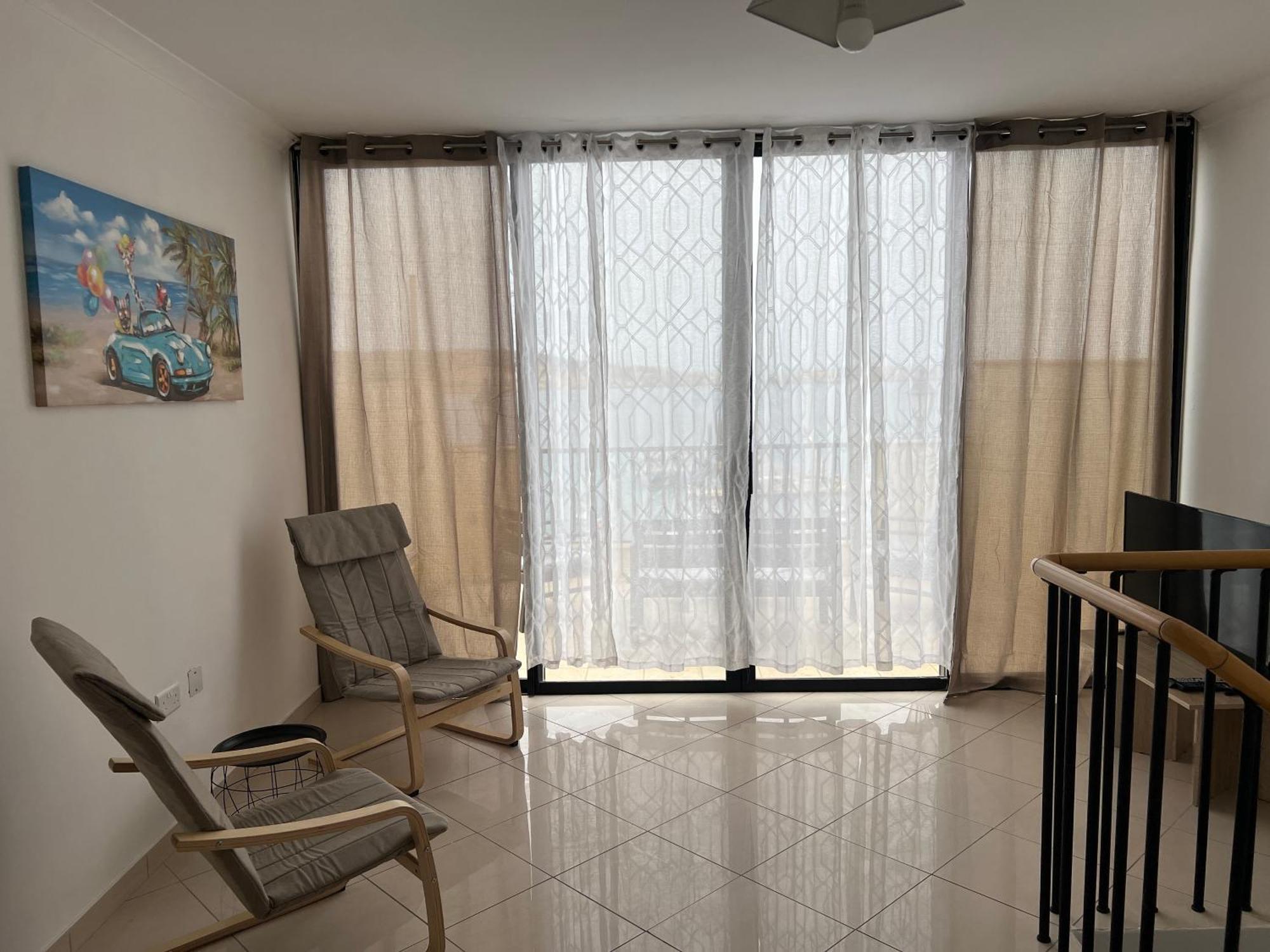 Апартаменти Sea View Penthouse Сент-Полс-Бей Екстер'єр фото
